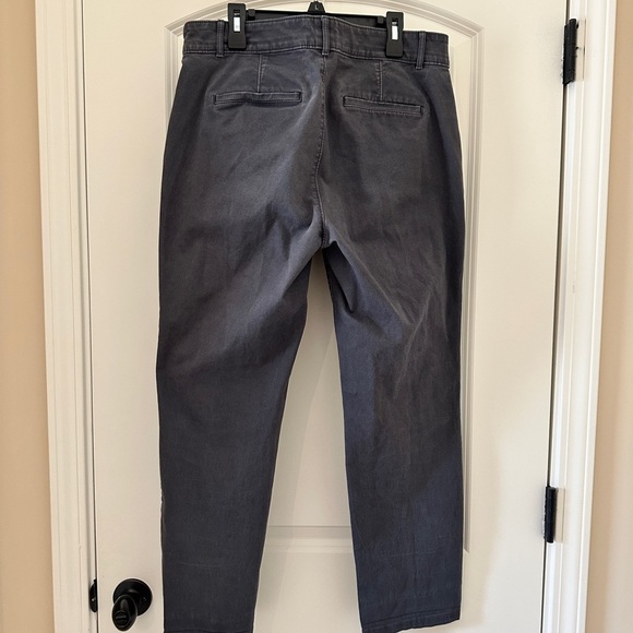 Gray LOFT chino pants - Picture 3 of 3